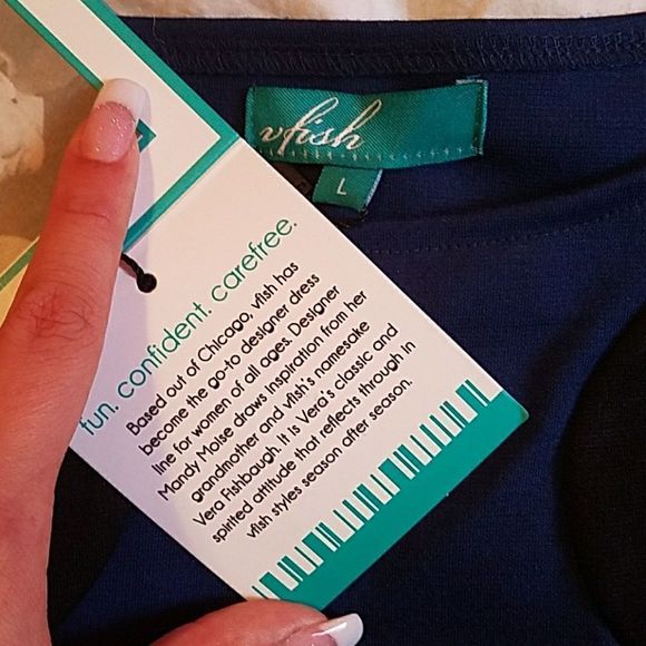 Nwt vfish body con dress - Picture 3 of 5